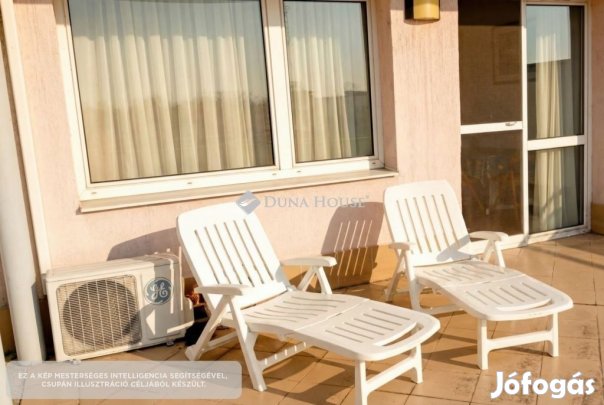 Siófoki 65 nm-es lakás eladó