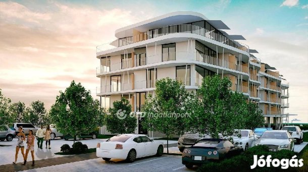 Siófoki 65 nm-es lakás eladó