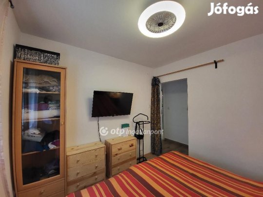 Siófoki 67 nm-es ház eladó