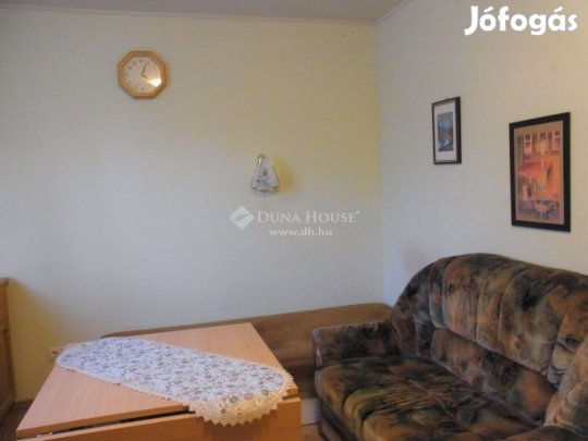 Siófoki 67 nm-es ház eladó