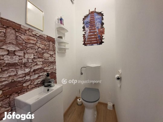 Siófoki 68 nm-es ház eladó