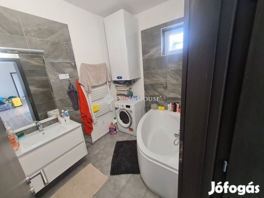 Siófoki 76 nm-es ház eladó