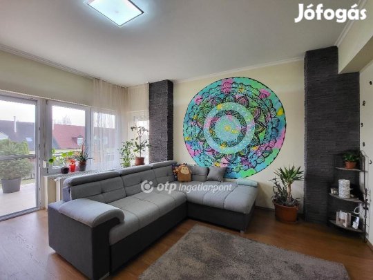 Siófoki 84 nm-es lakás eladó
