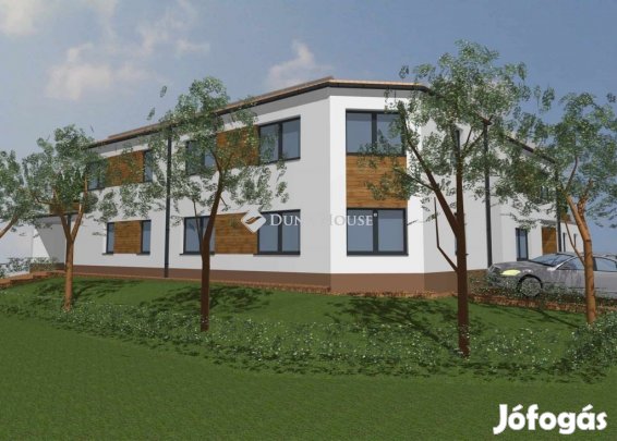 Siófoki 94 nm-es lakás eladó