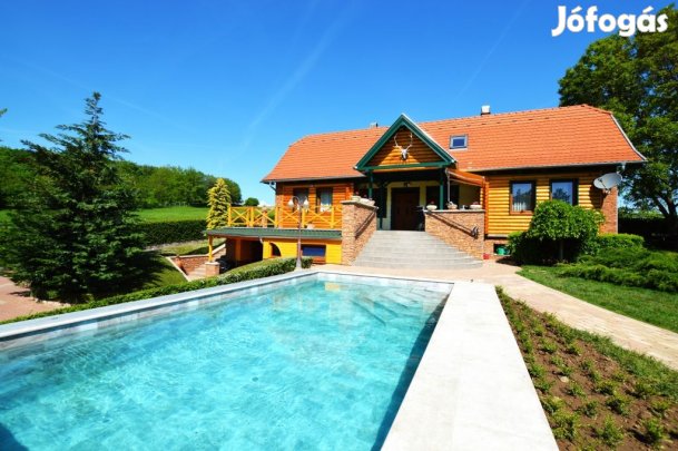 Siófoki eladó 17000 nm-es mezőgazdasági ingatlan