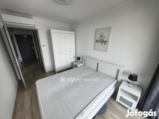 Siófoki eladó 38 nm-es lakás
