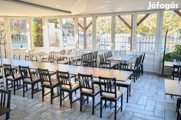 Siófoki eladó 600 nm-es ház