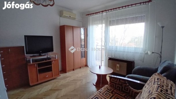 Siófoki eladó 66 nm-es lakás