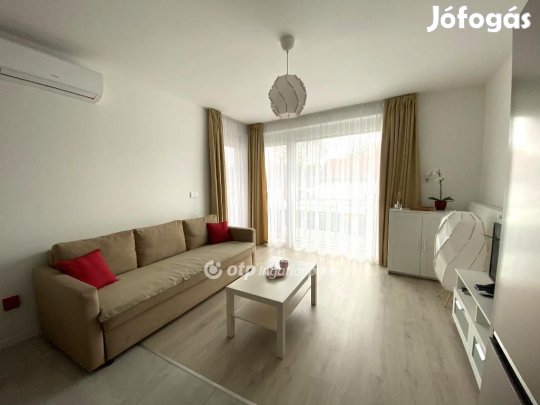 Siófoki eladó 66 nm-es lakás