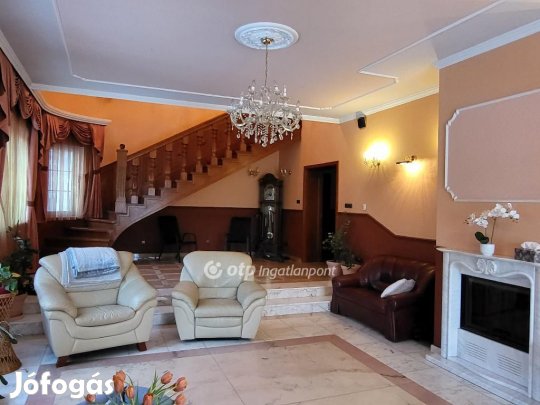 Siófoki eladó 994 nm-es ház