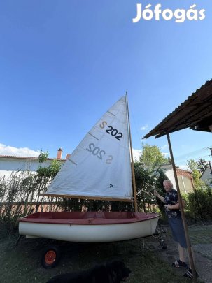 Sirály 202 oktató vitorlás 