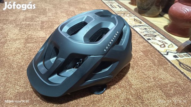 Sisak,bciklis,rolleros sisak 59-62_ Félárban