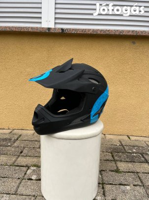 Sixsixone kerékpáros sisak