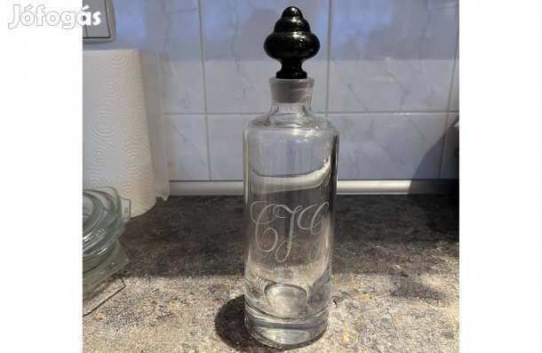 Skandináv pálinkás üveg