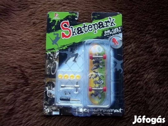 Skatepark mini gördeszka szett Új!