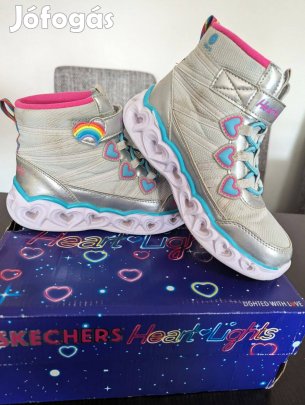 Skechers Heart Lights világítós lányka cipő 33 (20,5 cm)