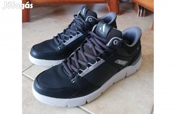 Skechers Slip-Ins új! férfi cipő 42-es dobozában