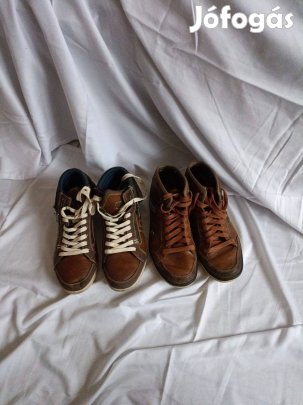 Skechers Venice cipő méret 43 2 pár cipő. Az ár a 2 párra 1ben értendő