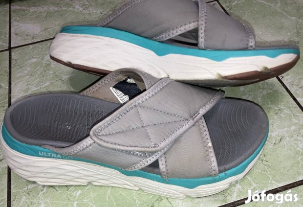 Skechers - Ultra Go 38-as tépőzáras nagyon kényelmes könnyű női papucs