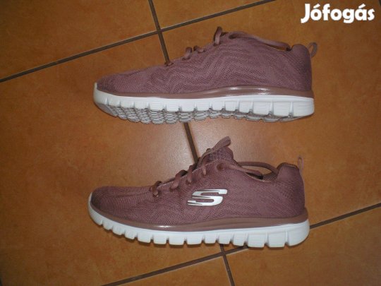 Skechers cipő 38-as 38 mályva színben szinte új