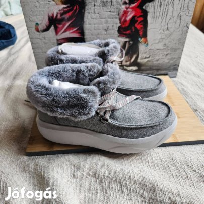 Skechers női Bobs téli cipö 37 es méret