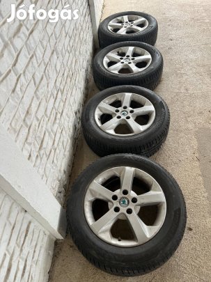 Skoda 16" felni téli gumival