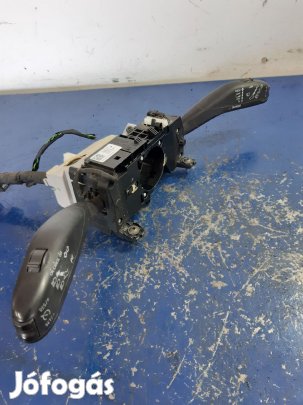 Skoda Fabia 06- Bajuszkapcsoló