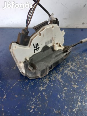 Skoda Fabia 06- Jobb Első Ajtó Zárszerkezet + Központizár Motor