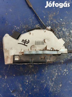 Skoda Fabia 06- Jobb Hátsó Ajtó Zárszerkezet + Központizár Motor