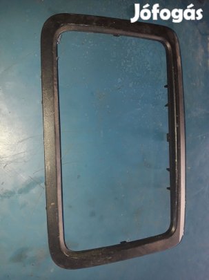 Skoda Fabia 06- Középkonzol Keret