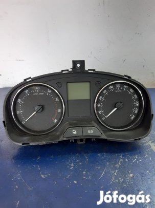 Skoda Fabia 06- Óraegység / Kilométeróra