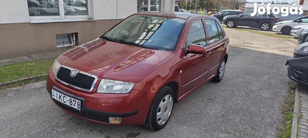 Skoda Fabia 1.4 16V Comfort Roncsautó beszámítá...