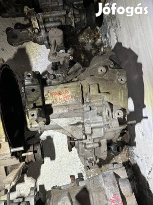 Skoda Fabia 1.4 MPI váltó kézi 5seb 