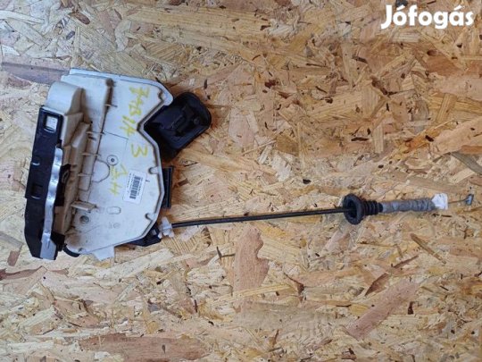 Skoda Fabia III 2014-2021 Jobb Hátsó Ajtó Központizár