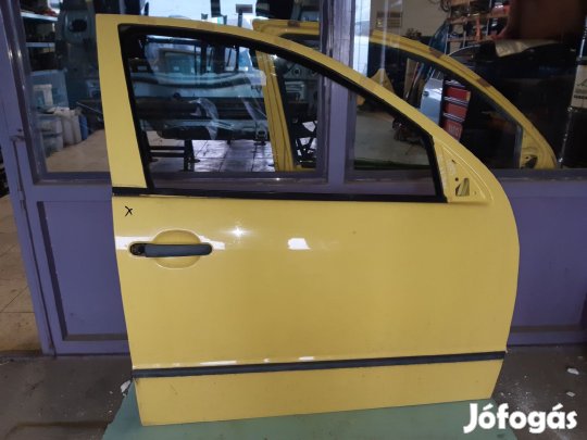 Skoda Fabia Jobb Első Ajtó