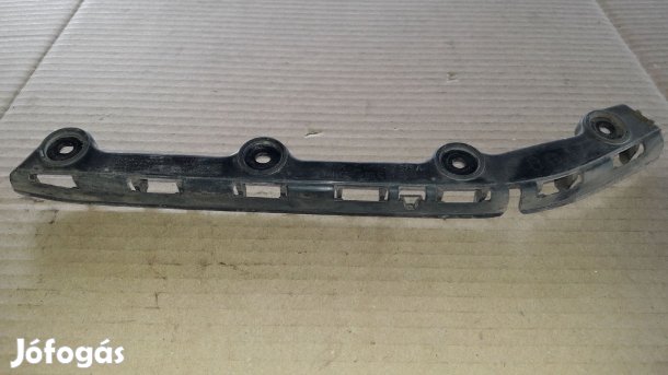 Skoda Fabia Jobb Hátsó Lökhárító Tartó