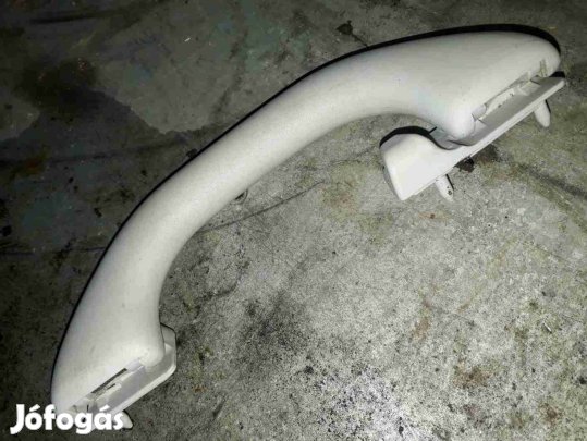 Skoda Fabia Kapaszkodó