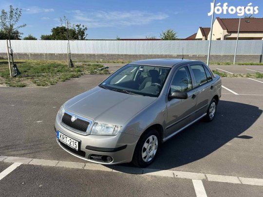 Skoda Fabia Sedan 1.4 16V Classic Friss Műszaki