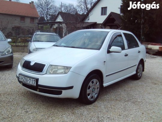 Skoda Fabia Sedan 1.4 Cool Jó motorral.5l-es fo...