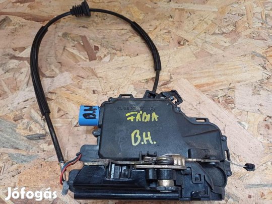 Skoda Fabia (1999-2007) Bal Hátsó Ajtó Központizár