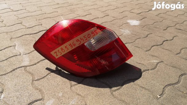 Skoda Fabia bal hátsó lámpa ZSB5J6945095 eladó