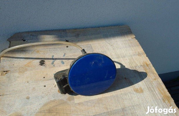 Skoda Fabia gyári bontott kék tankajtó