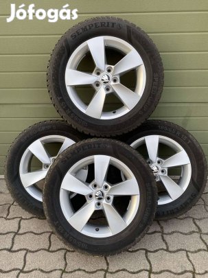 Skoda Fabia mk3 gyári alufelni szett téli gumikkal hibátlan 
