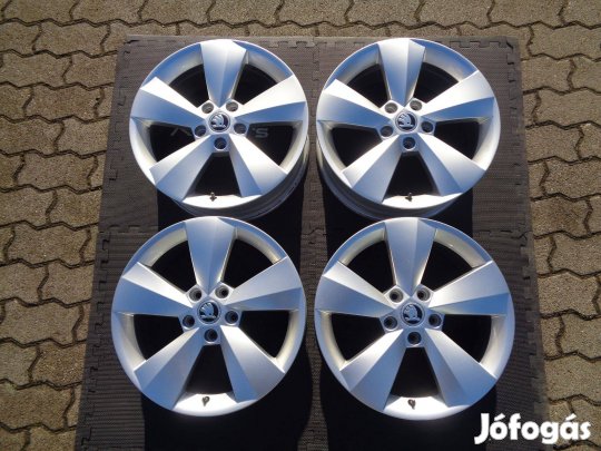 Skoda Gyári alufelni 17-es, 5×112-es, szép újszerű állapotban eladó