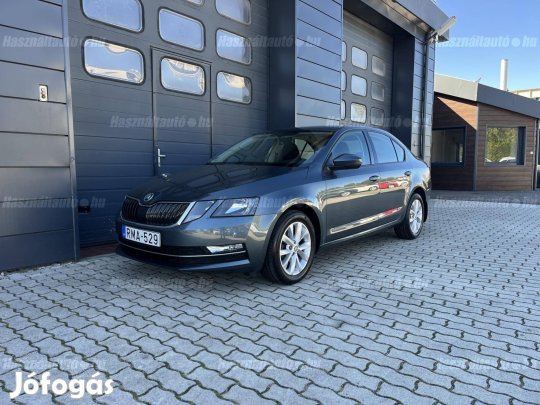 Skoda Octavia 1.6 CR TDI Style Szervizkönyv / 1...