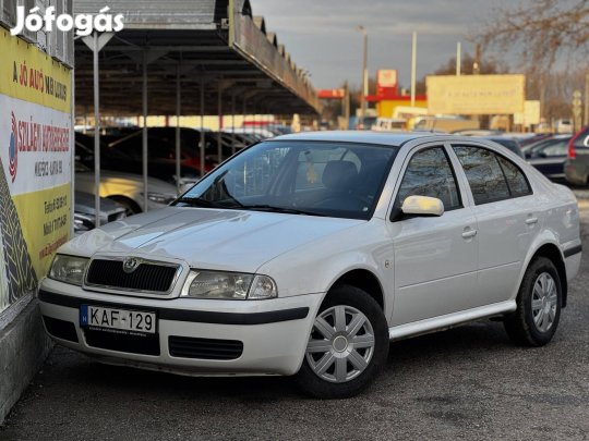Skoda Octavia 1.6 Classic ITT és Most Akció!!!...