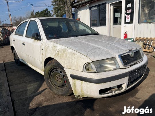 Skoda Octavia 1 (2001) 1.6i AEE Alkatrészek #M3810