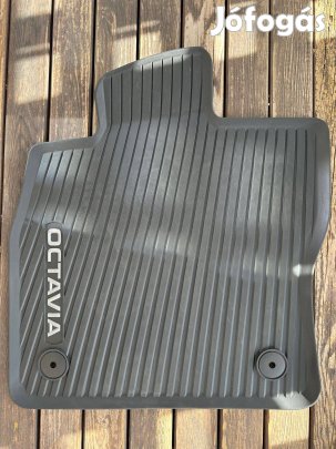 Skoda Octavia 2023 Sport Line gyári szőnyeg