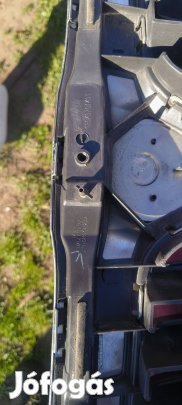 Skoda Octavia 2 hűtőrács