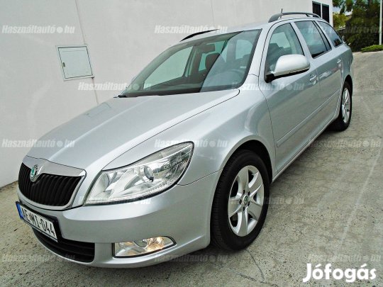 Skoda Octavia Combi 1.2 TSI Elegance DSG ///AUT...